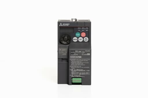 三菱 インバータ FR-E720-0.75K (通電時間35495h・FR-A7NC)