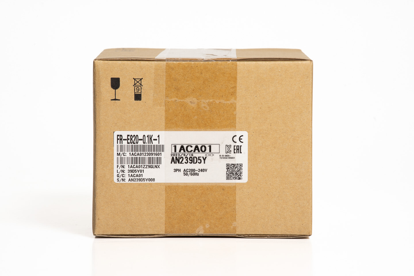 三菱 インバータ FR-E820-0.1K-1 (23年製)