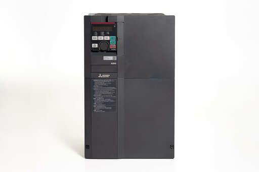 三菱 インバータ FR-A820-22K-1 (20年製)