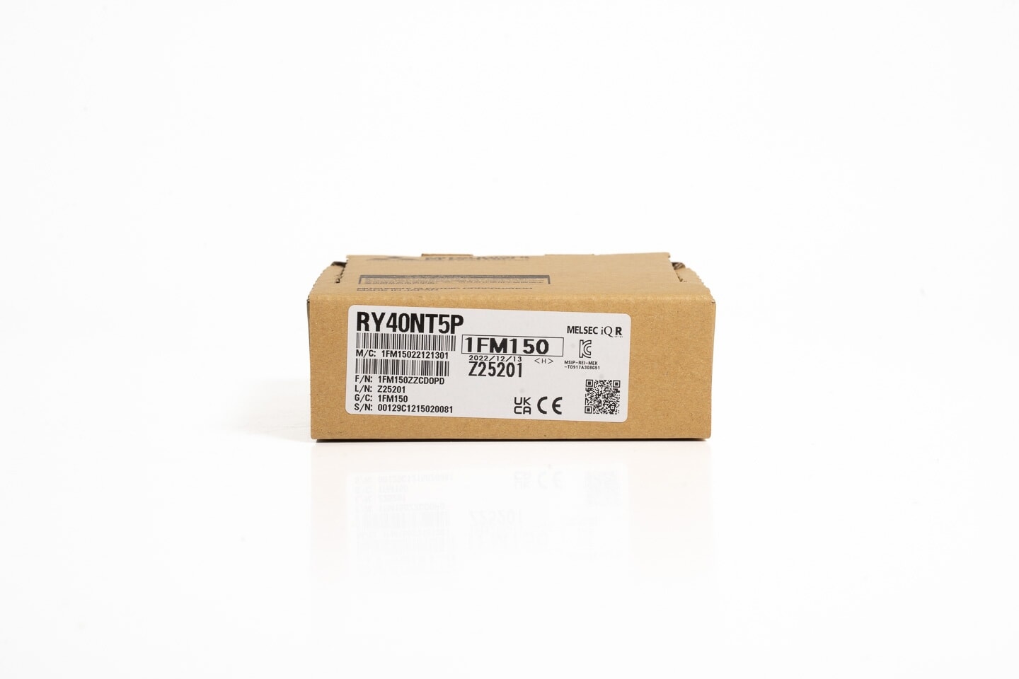 三菱 出力ユニット RY40NT5P (22年製)