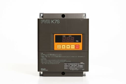 富士電機 インバータ FVR022K7S-2