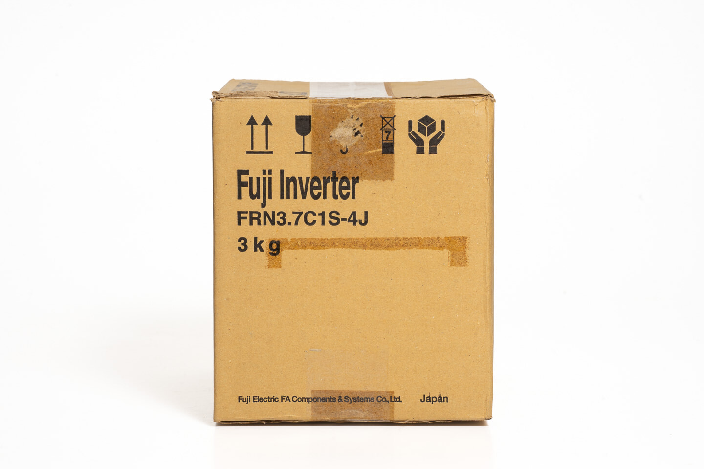 富士電機 インバータ FRN3.7C1S-4J (06年製)