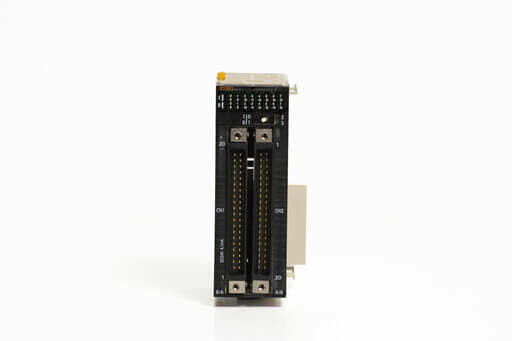 オムロン 入力ユニット CJ1W-ID261 (18〜19年製)