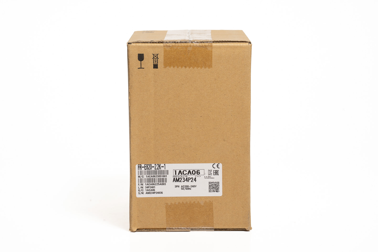 三菱 インバータ FR-E820-2.2K-1 (23年製)