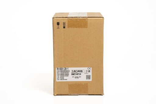 三菱 インバータ FR-E820-2.2K-1 (23年製)