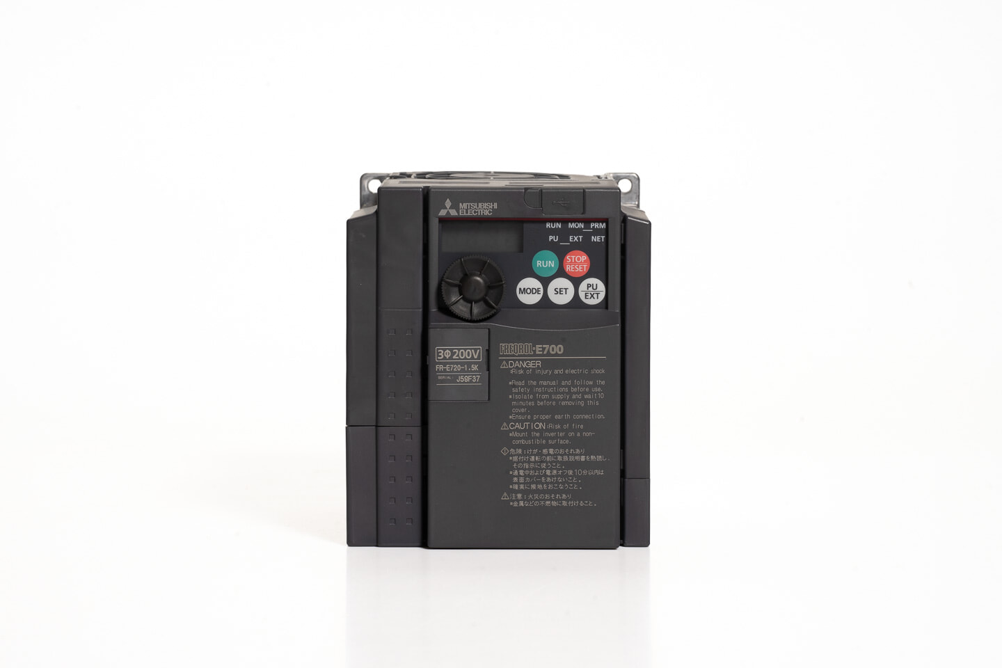 三菱 インバータ FR-E720-1.5K (通電時間26397h)