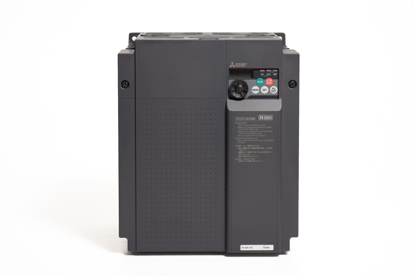 三菱 インバータ FR-D720-11K (通電時間8670h)