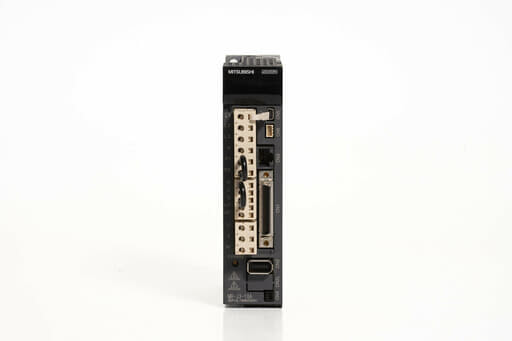 三菱 ACサーボアンプ MR-J3-10A (電源ON累積時間45143h)