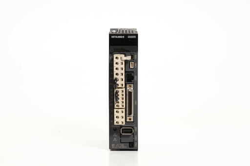 三菱 ACサーボアンプ MR-J3-10A (電源ON累積時間13h)