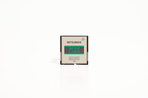 三菱 SRAMカード Q2MEM-1MBS (電池ホルダ固定スイッチ破損)