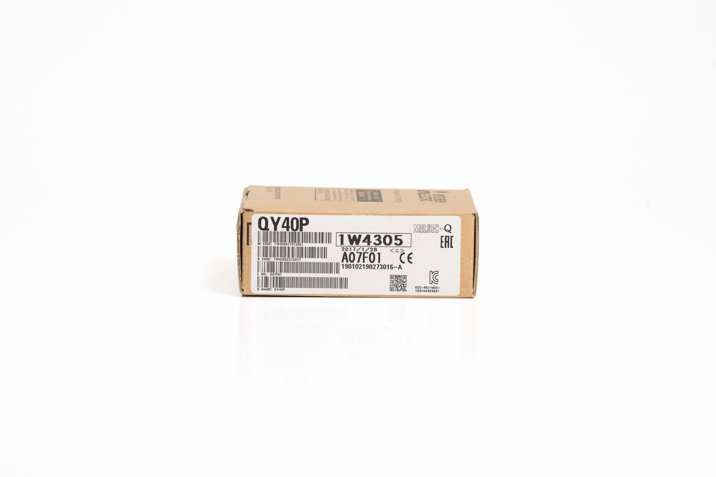三菱 出力ユニット QY40P (17年製)