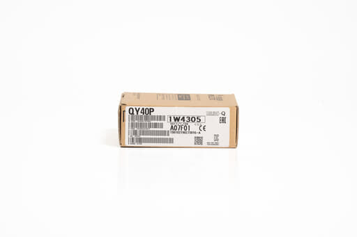三菱 出力ユニット QY40P (17年製)