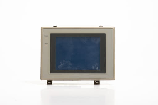 オムロン タッチパネル NT30-ST131-V1 (04年製)