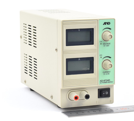 AND 直流安定化電源 AD-8724D