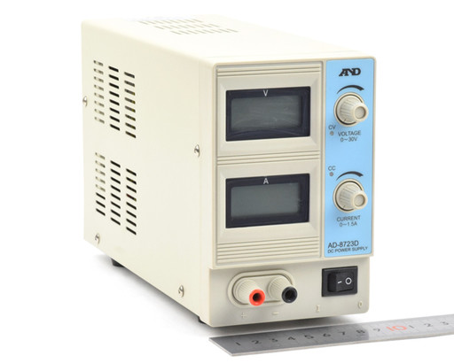 AND 直流安定化電源 AD-8723D