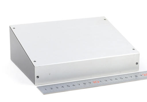 ボックス 約200(W)×70(H)×150mm(D)