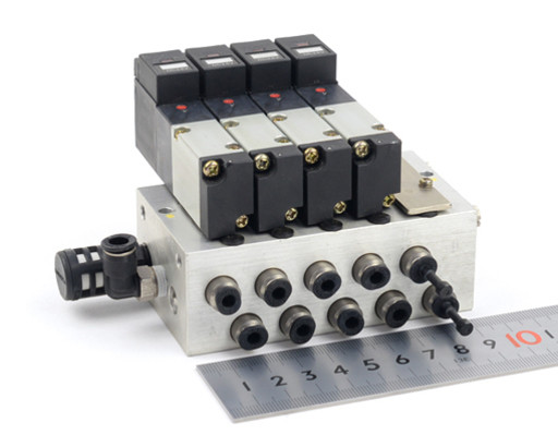 コガネイ 4連マニホールドシングルソレノイドバルブ A110-4E1-PSL-1L