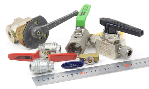 いろいろなボールバルブ 6個入り