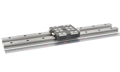THK LMガイド 2本入り SR30V2+640L