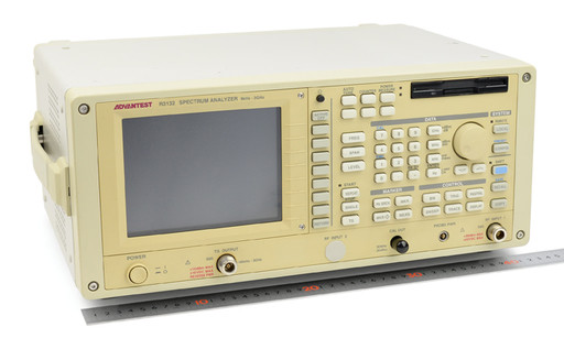 アドバンテスト スペクトラムアナライザ R3132