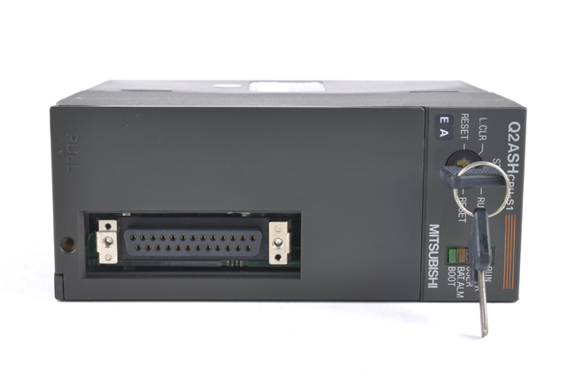三菱 CPUユニット Q2ASHCPU-S1 (00年12月製)